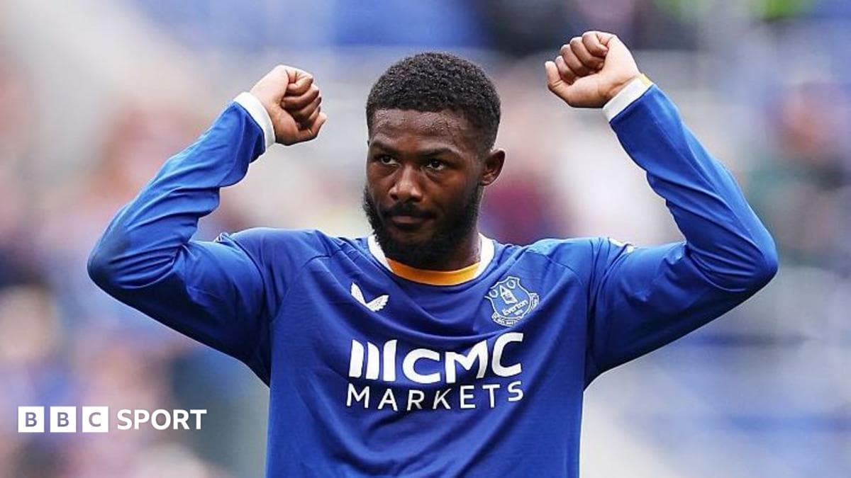 After transfer worries, Everton have an unlikely new hero