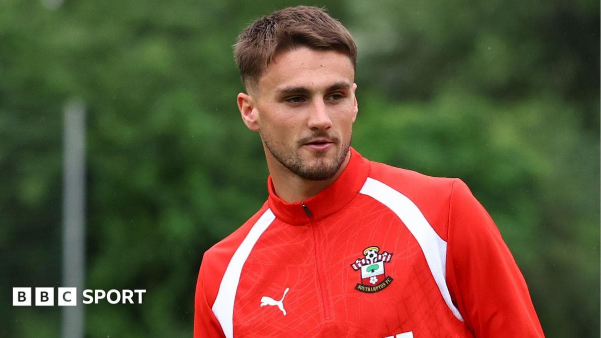 Villa £18m bid for Harwood-Bellis rejected by Southampton