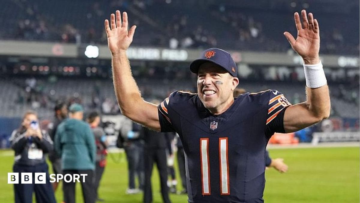Keenum stars for Bears on first start since 2023