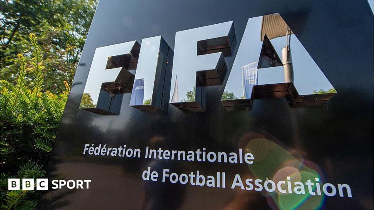 Top Fifa official sacked after Infantino plan criticism