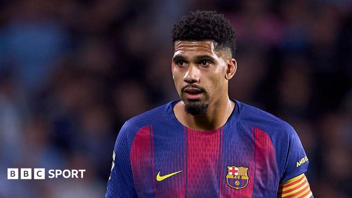 Liverpool sign Araujo on loan from Barcelona