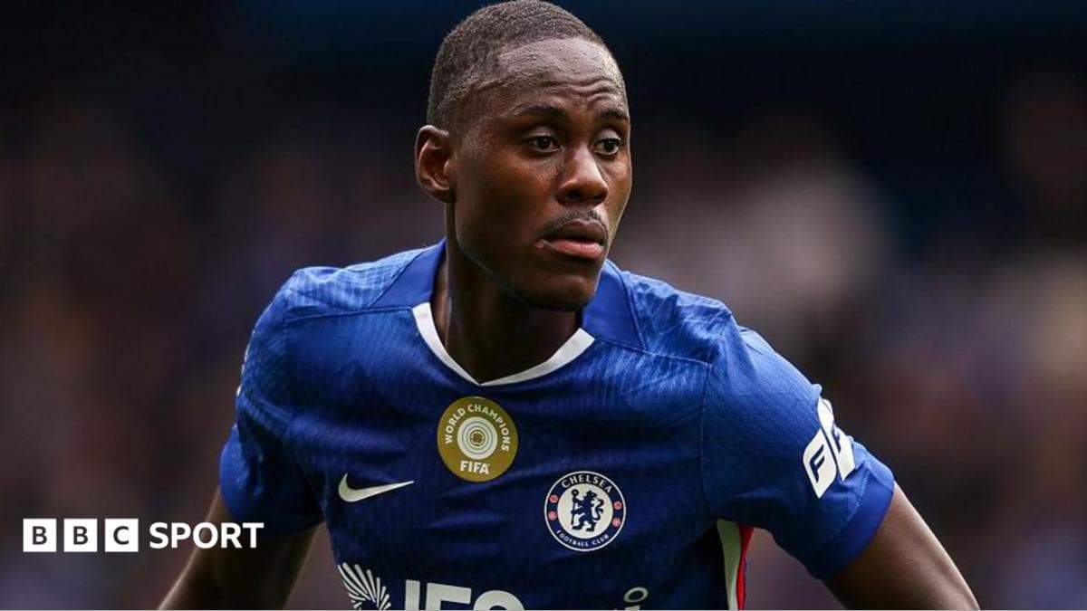 Como sign defender Chalobah from Chelsea