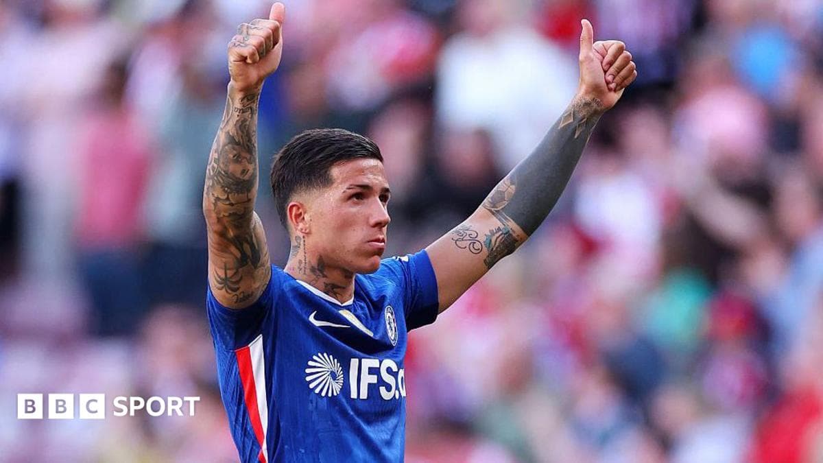 A pivotal day for Chelsea, Man City and Fernandez - what's going on?