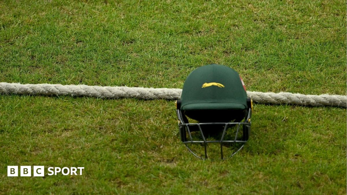 Leicestershire on brink of relegation after 27-point deduction
