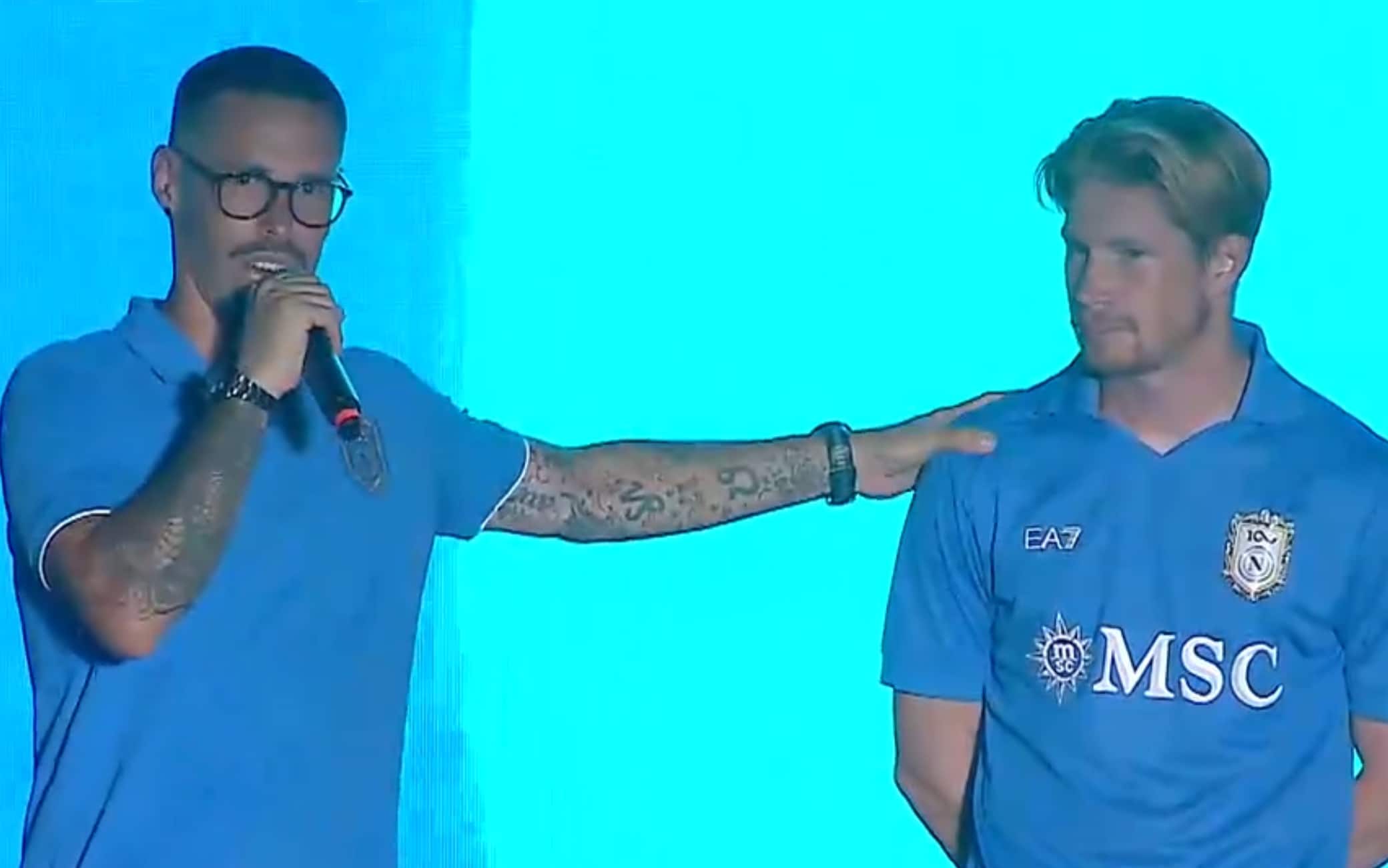 Napoli, Hamsik incorona De Bruyne: "È un fuoriclasse". E il belga parla in napoletano