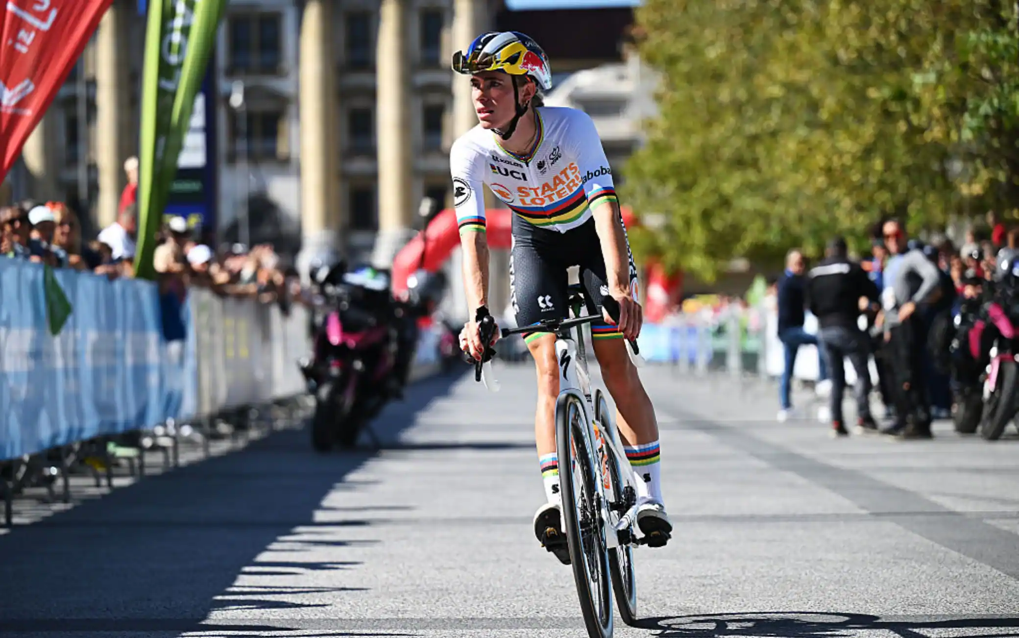 Europei di ciclismo, Demi Vollering fa il bis dopo il Mondiale. Longo Borghini quarta