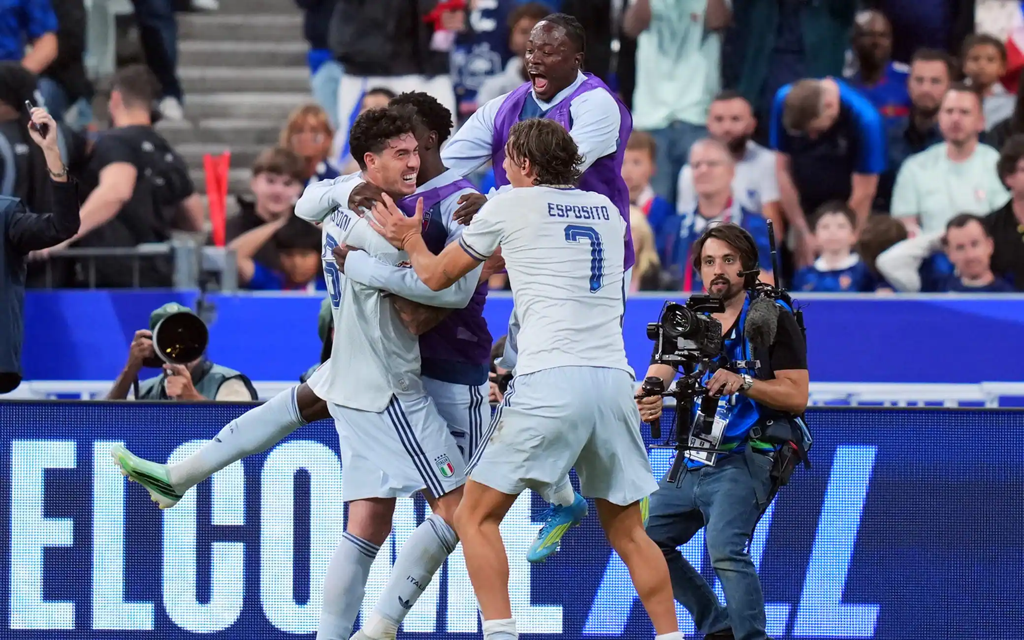 Francia-Italia 1-1, gol e highlights: Bastoni risponde alla rete di Olise