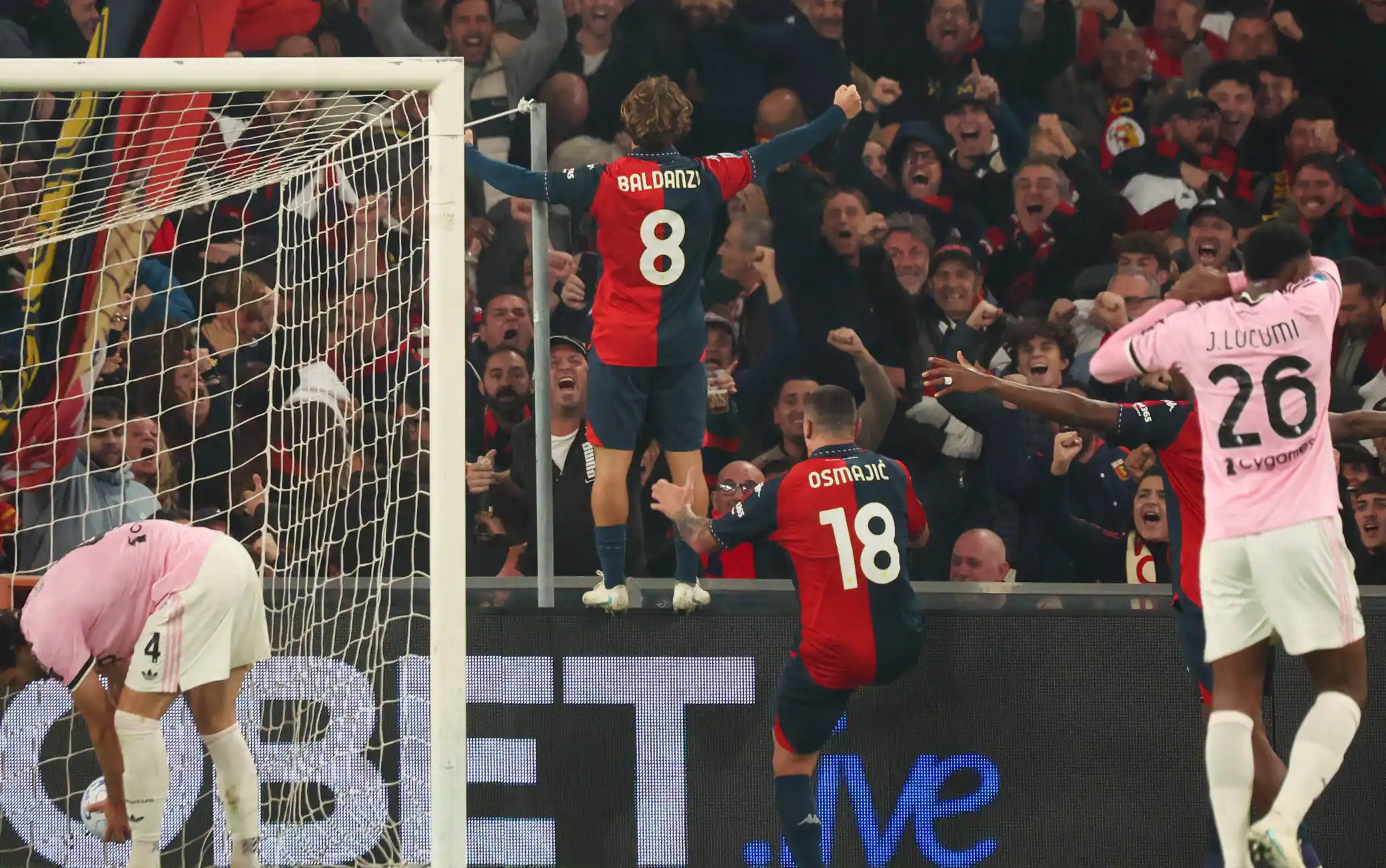 Genoa-Juventus 2-0, gol e highlights: la decidono Ehizibue e Baldanzi