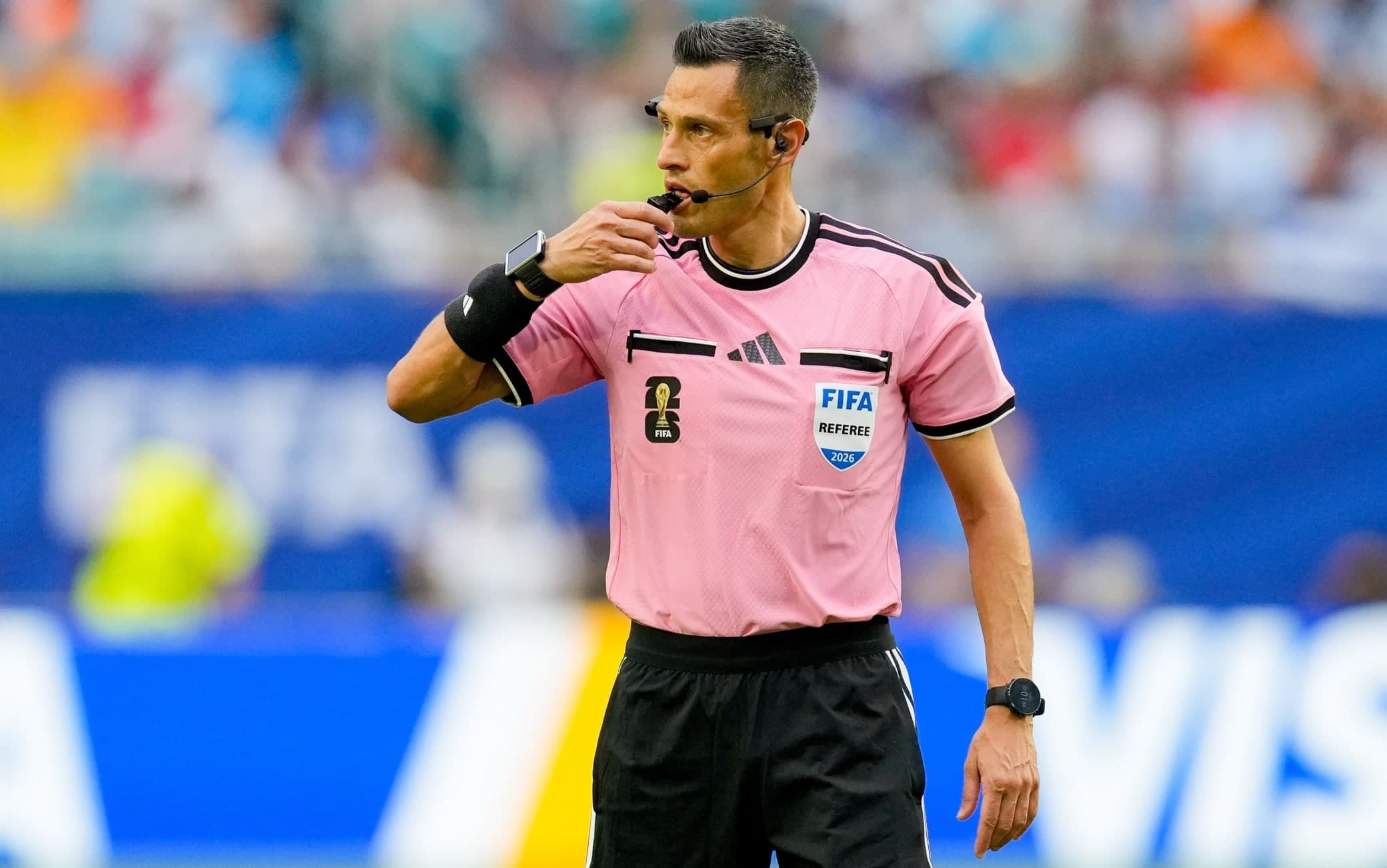 L'arbitro Mariani: "Orgoglioso di aver rappresentato l'Italia ai Mondiali"