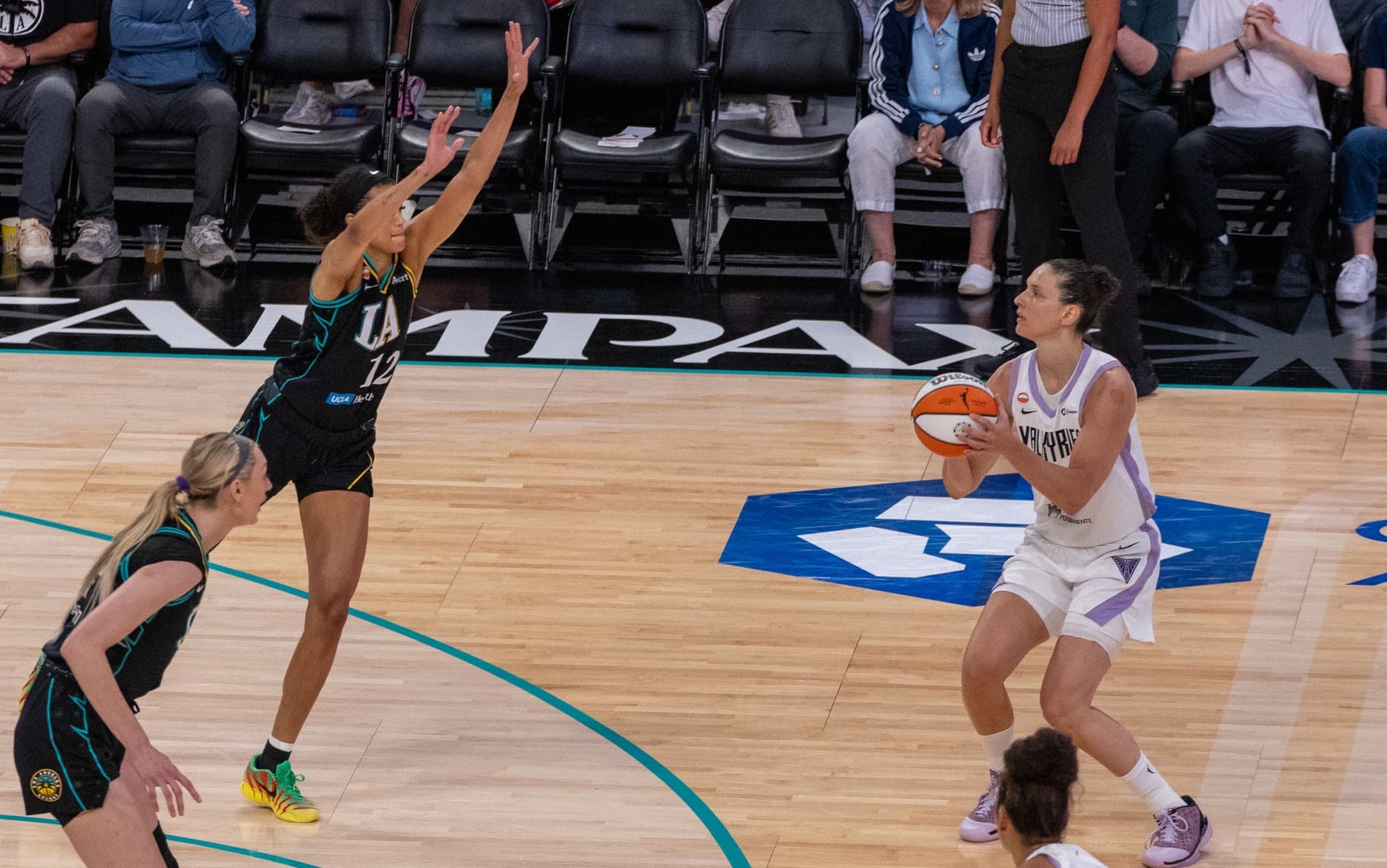 WNBA, a Los Angeles è super Zandalasini: 15 punti con 5/5 da tre e Golden State vola