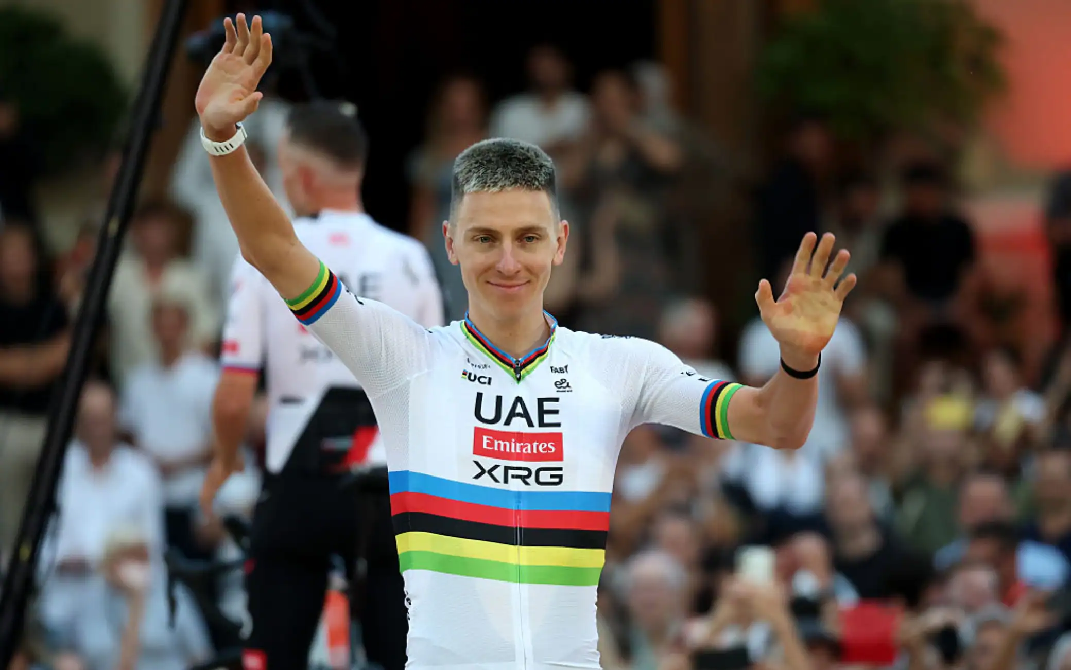 Pogacar tornerà nel 2027, e intanto è ufficiale il rinnovo con UAE Team Emirates
