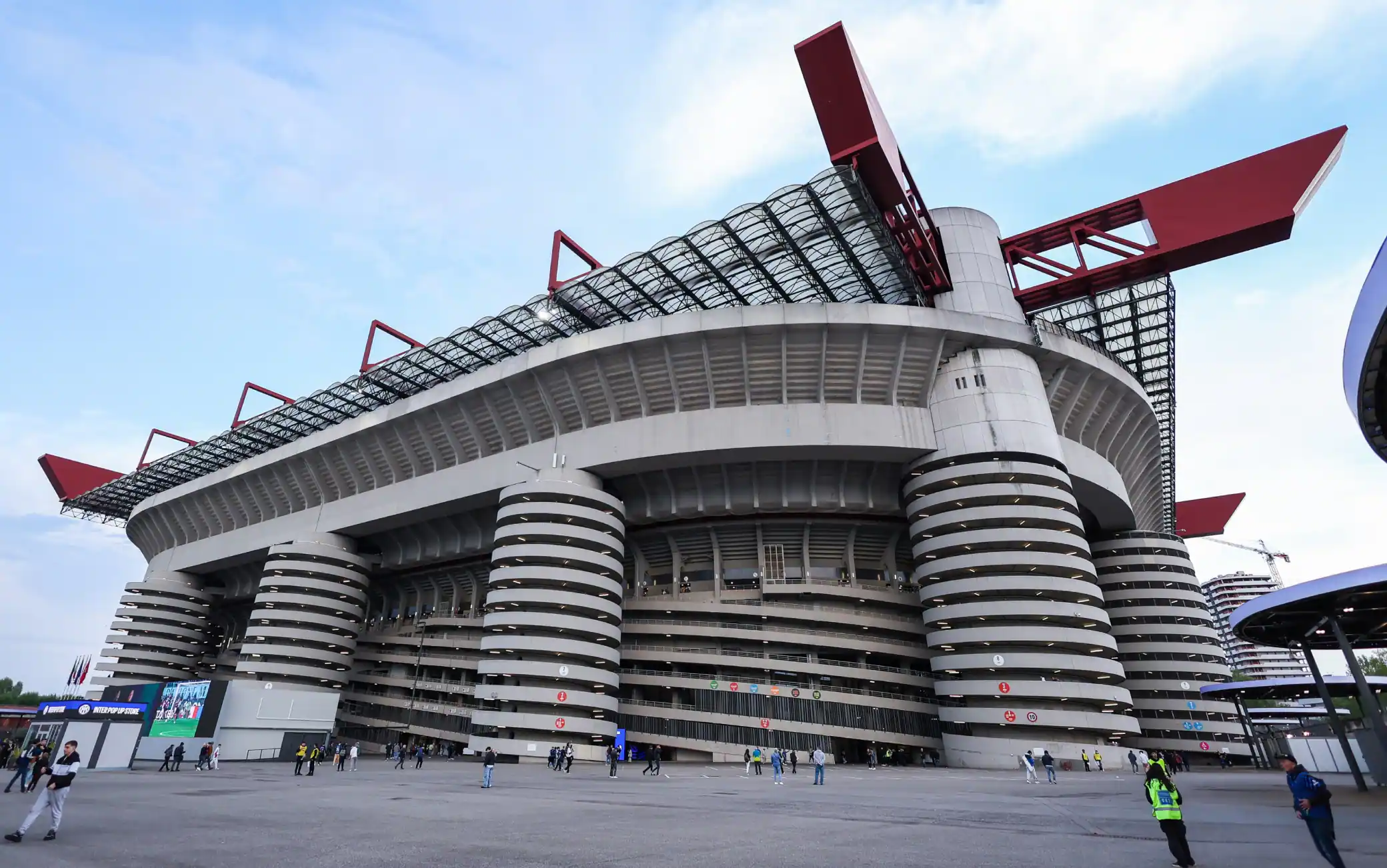 San Siro, il Tar boccia tutti i ricorsi contro la vendita a Inter e Milan