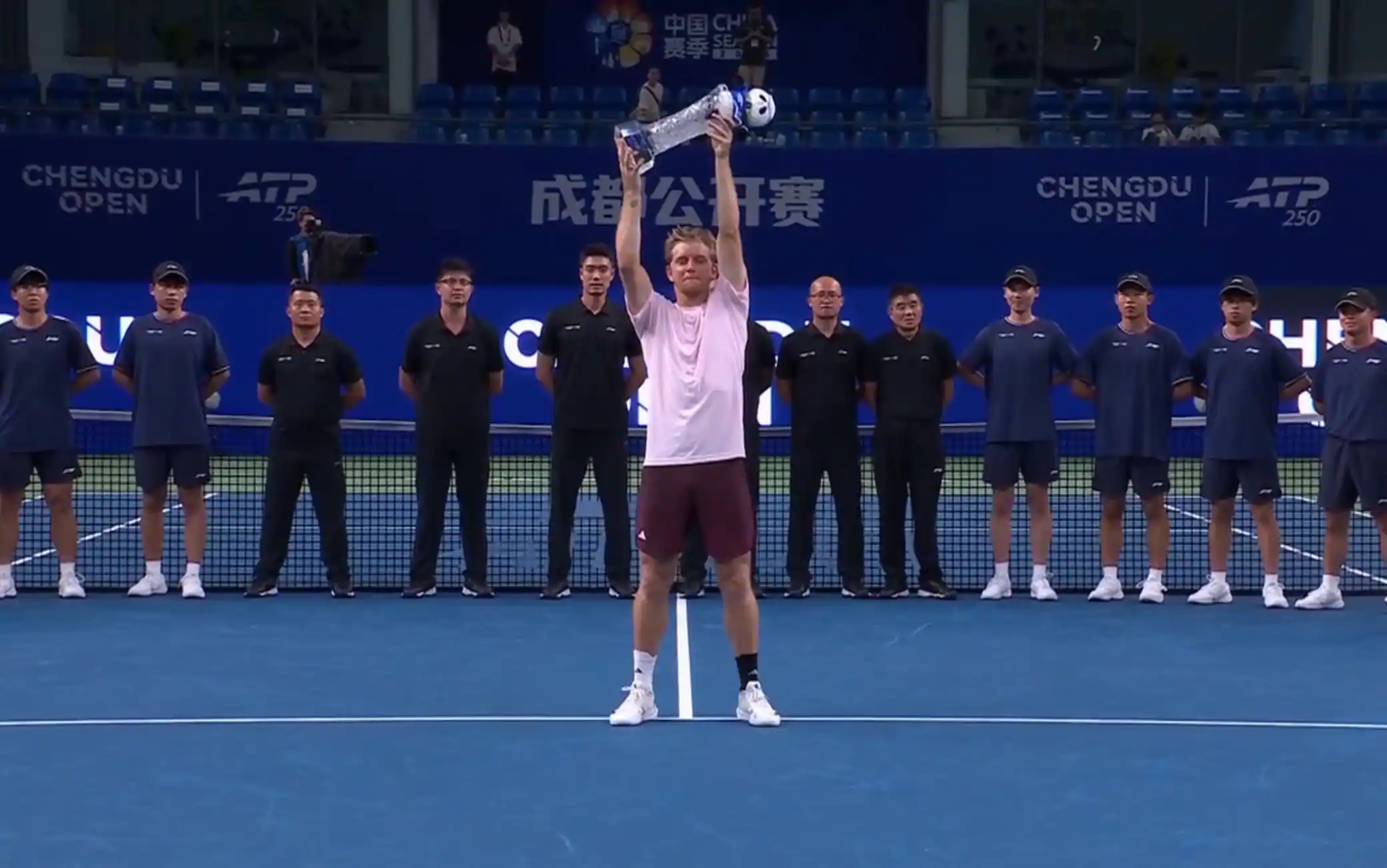 Davidovich Fokina vince l'Atp Chengdu: Hurkacz battuto in 2 set. HIGHLIGHTS