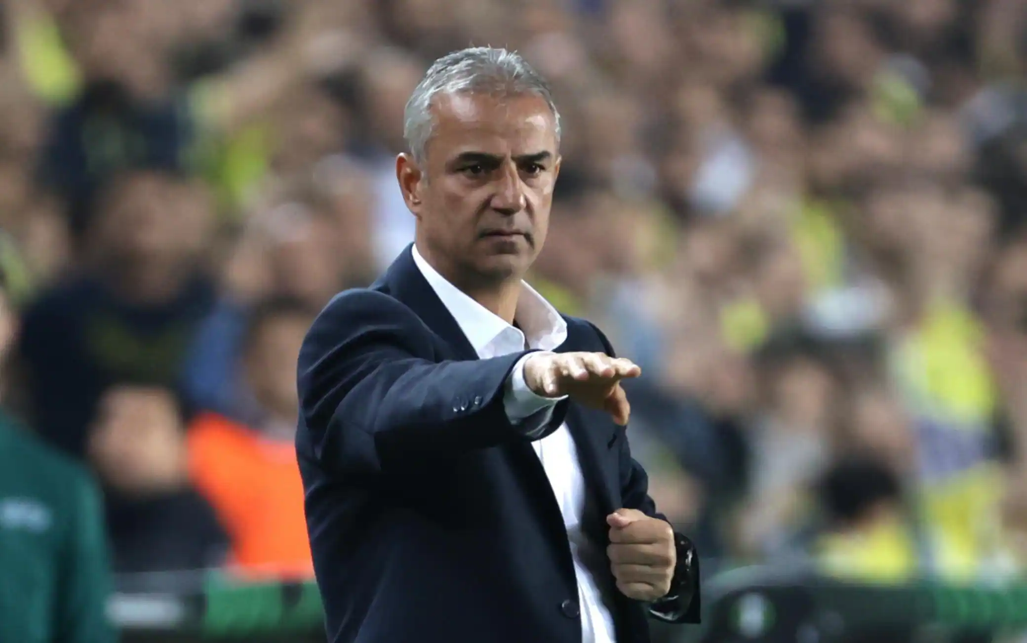 Fenerbahce-Roma, l'allenatore turco si dimette dopo l'1-1: gli allenatori svincolati