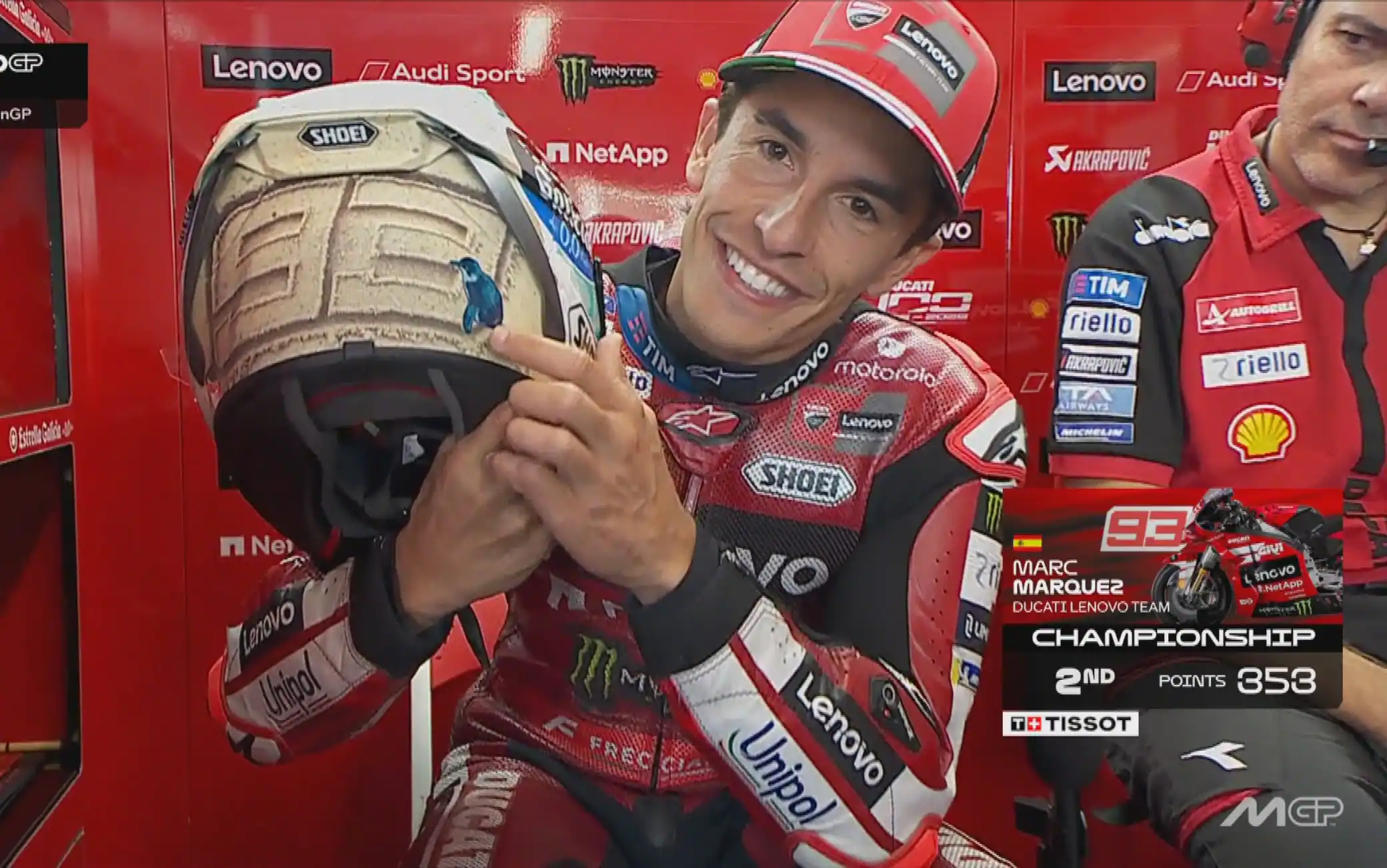 Marquez, casco omaggio per l'ultima volta della MotoGP a Phillip Island. FOTO