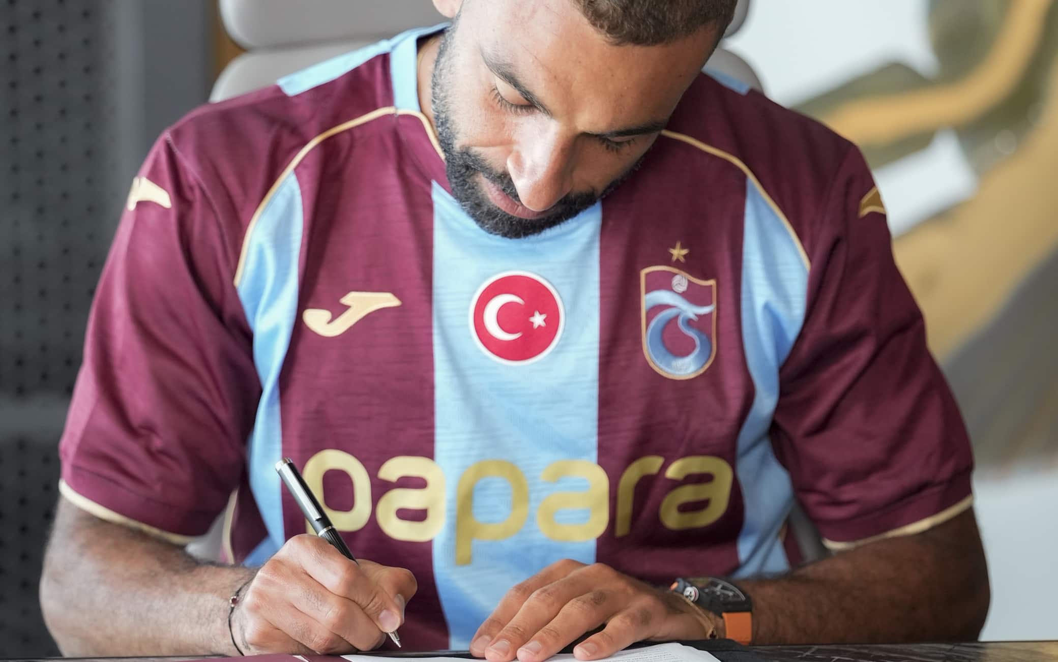 Mercato estero, gli acquisti ufficiali estivi: Salah al Trabzonspor