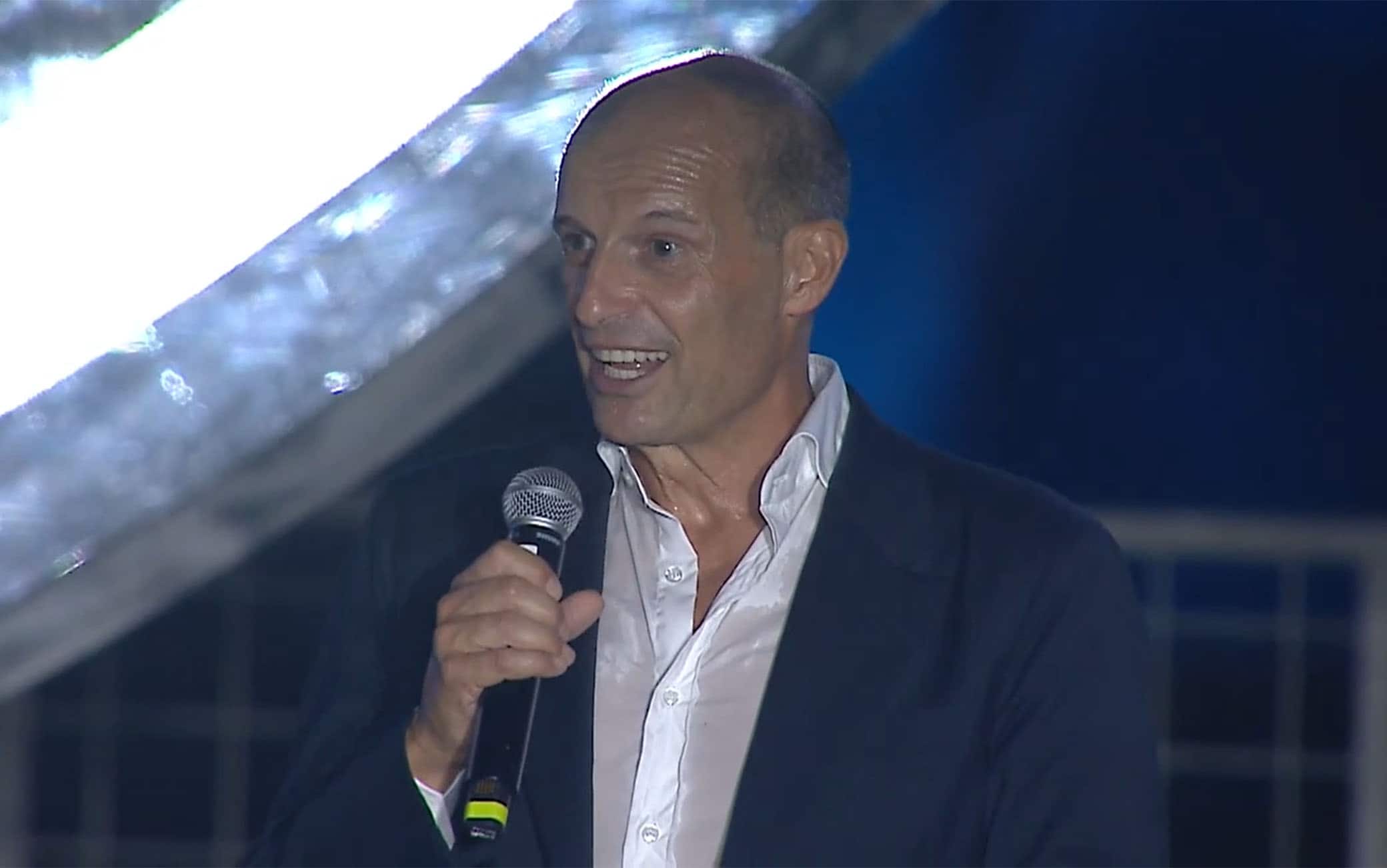 Napoli, Allegri alla festa del centenario: "Champions? Che bella parola, come diceva Totò"