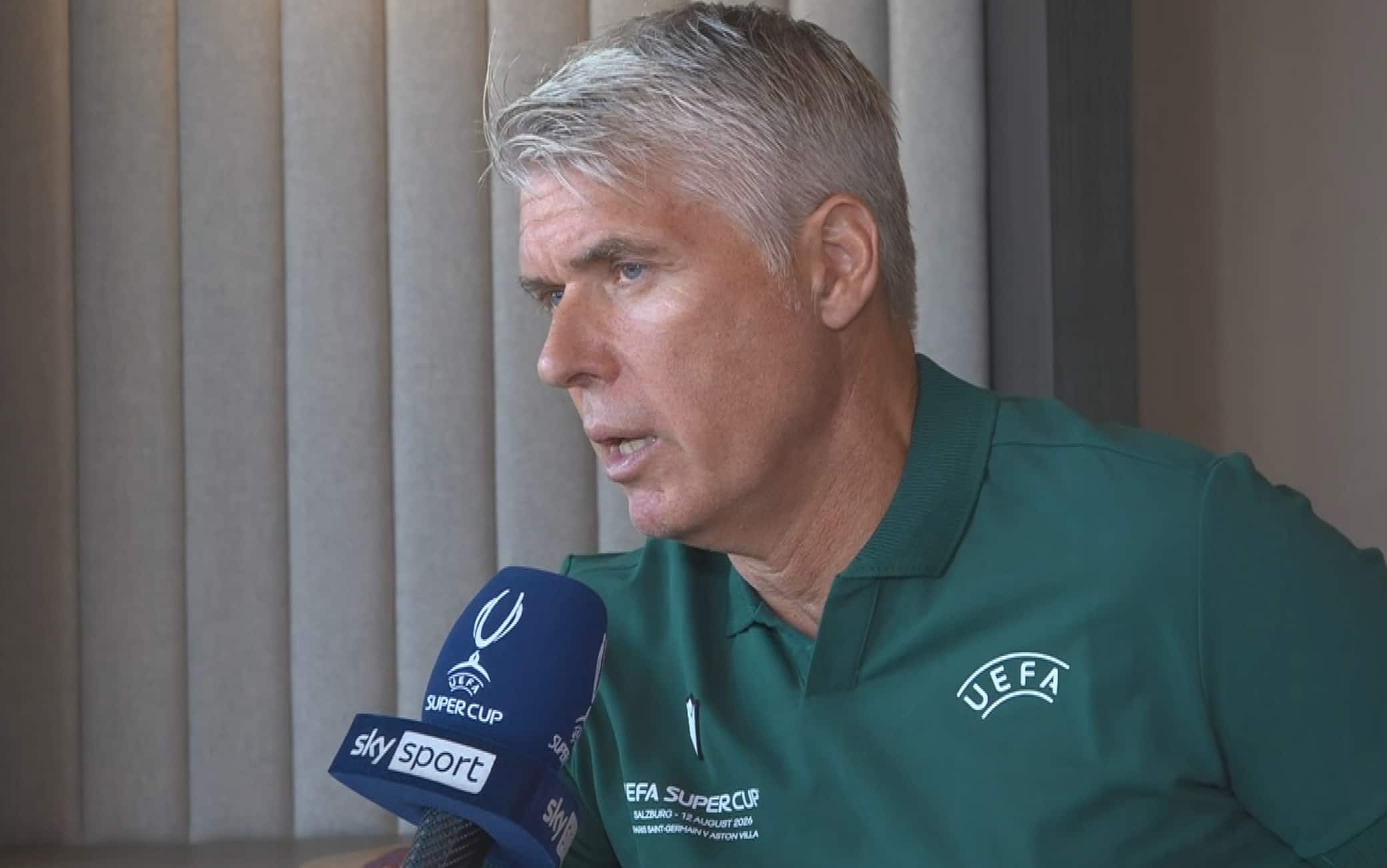 Roberto Rosetti (responsabile arbitri Uefa): "Meno Var, basta moviola in campo"