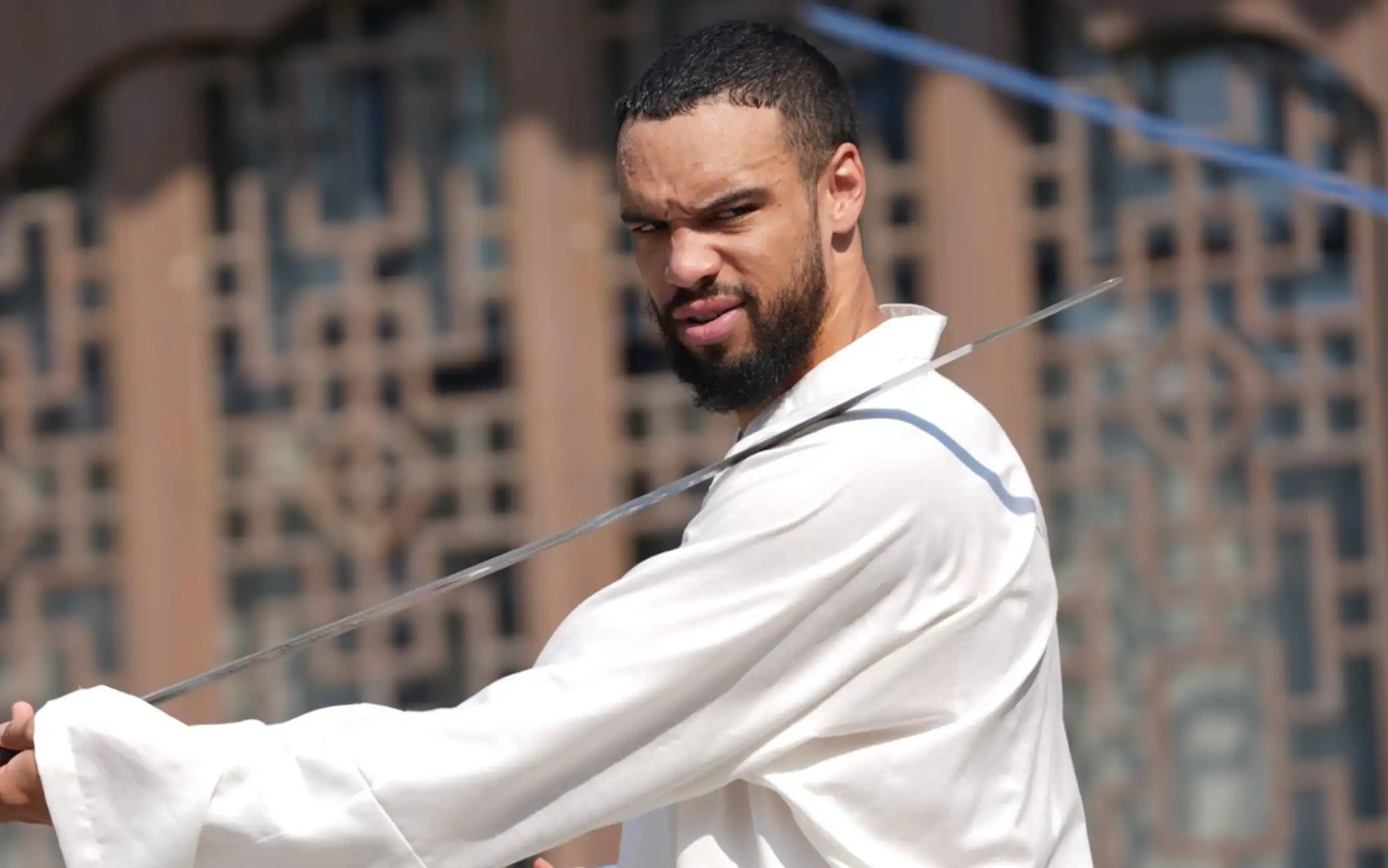 NBA, Dillon Brooks come Wembanyama: pratica il kung fu in Cina. FOTO