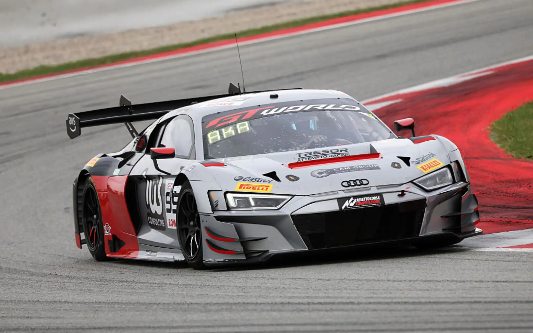 GTWC Europe, a Barcellona trionfa la #99. Buus-Feller secondi e campioni della Sprint Cup
