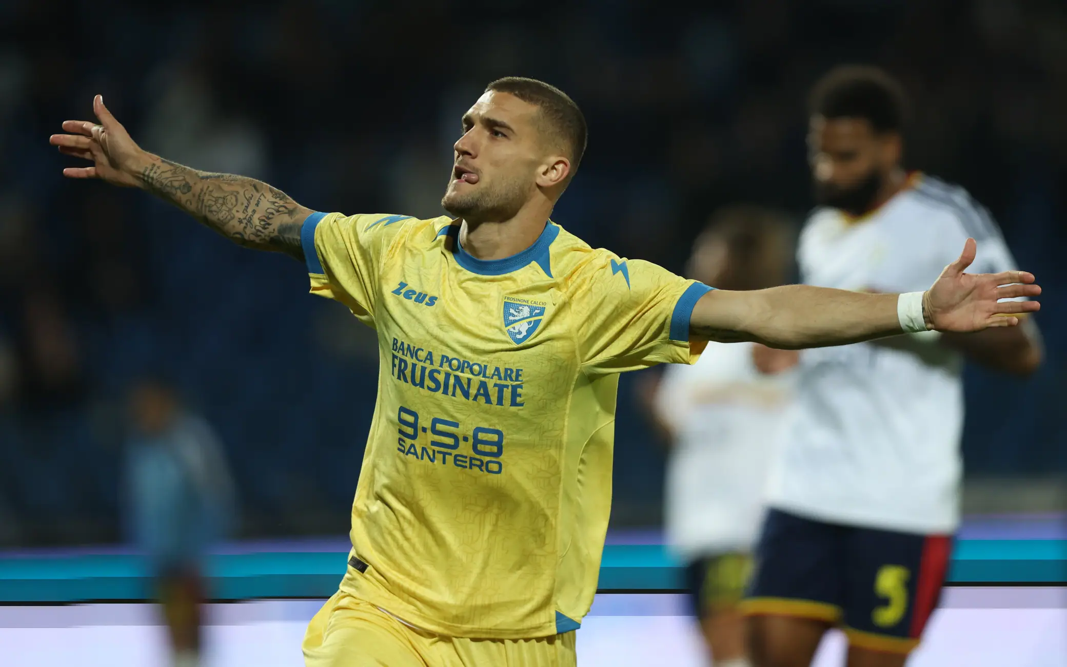 Frosinone-Lecce 5-1: Alvini tiene il ritmo delle grandi. Doppietta di Birligea