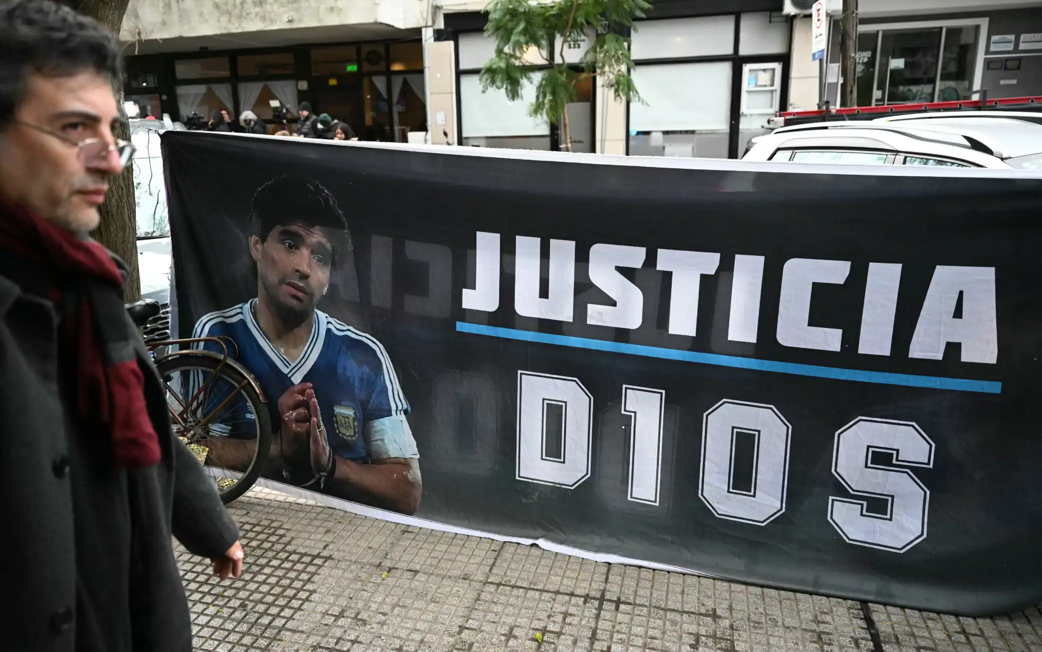 Morte Maradona, procura chiede fino a 12 anni per equipe medica