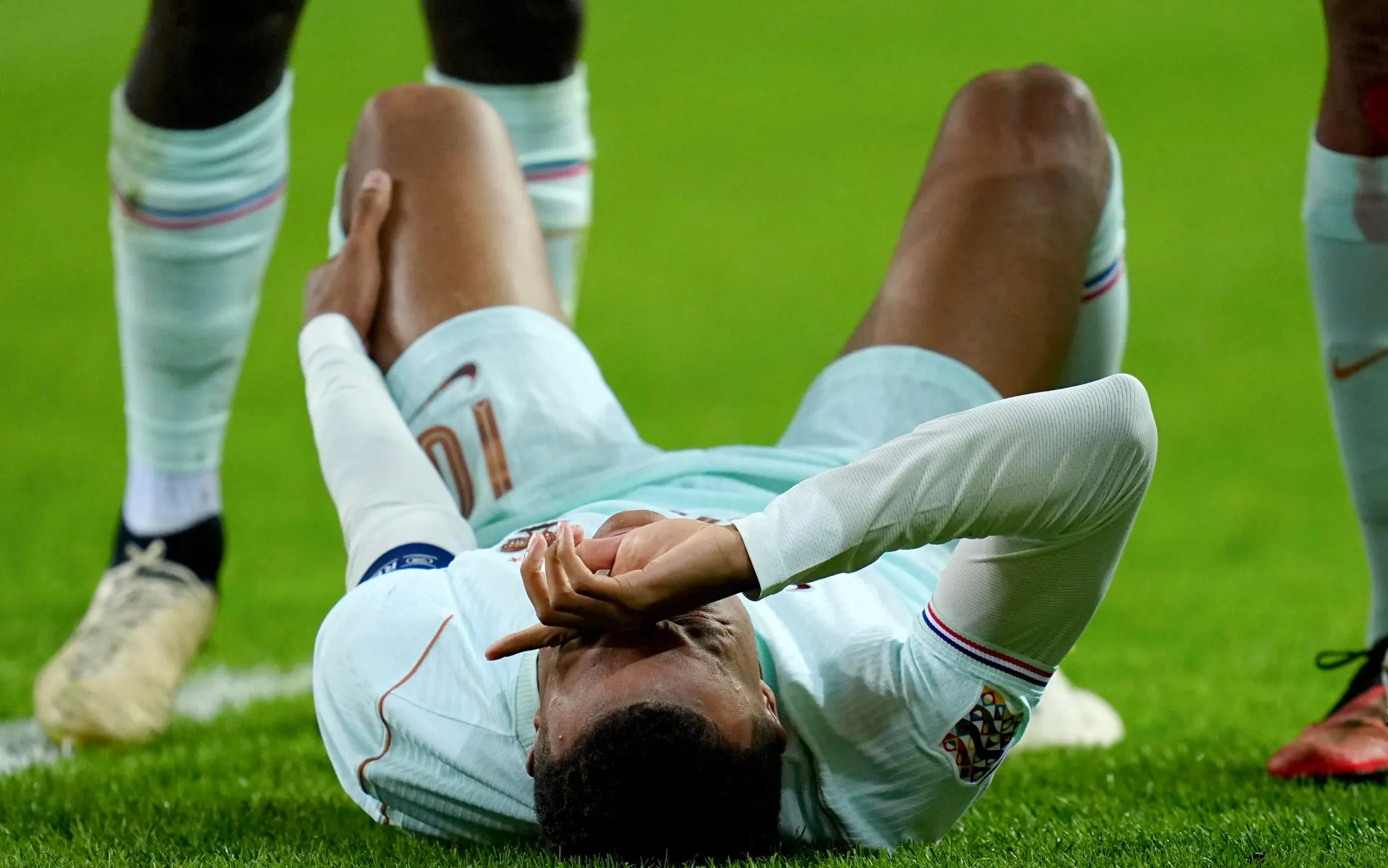 Mbappé, infortunio al ginocchio sinistro dopo il gol in Turchia-Francia