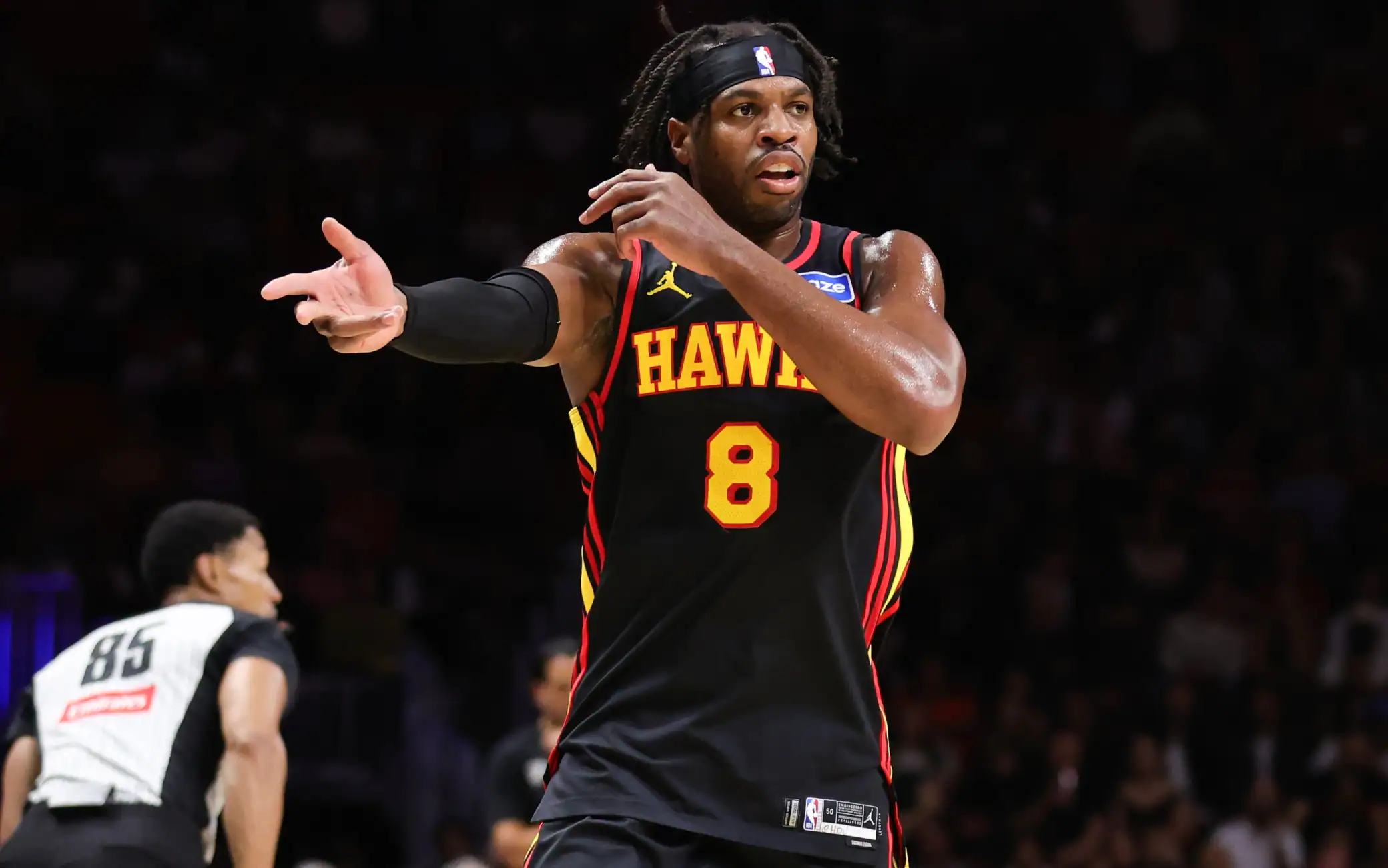 Mercato NBA, Hield a Charlotte e Finney-Smith a Atlanta: tutte le firme e gli scambi