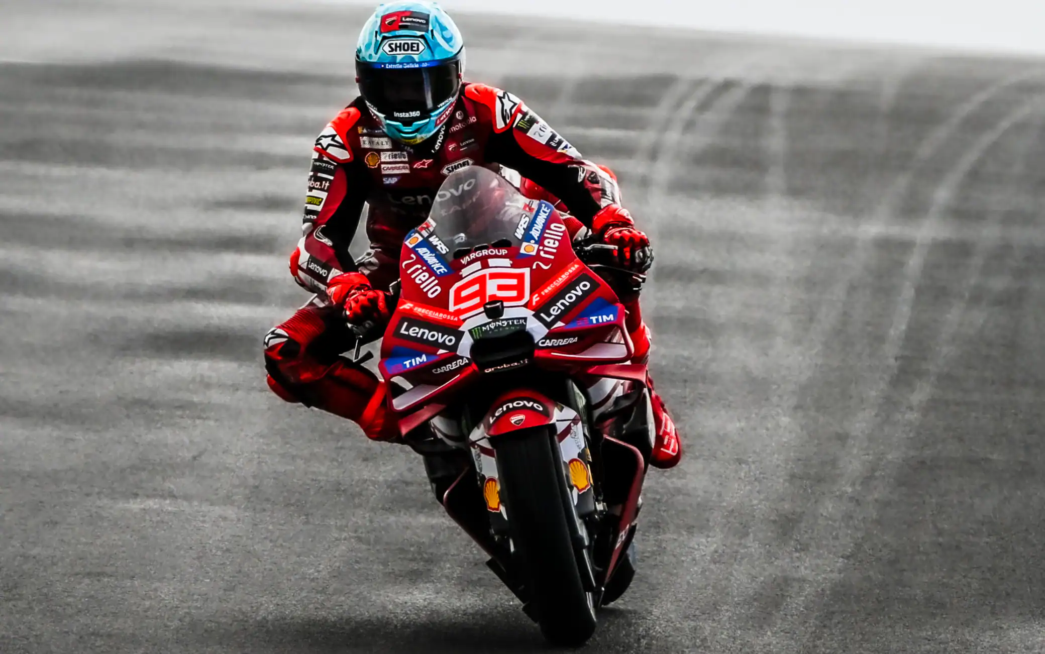 MotoGP, Sprint Australia: vince Marc Marquez. 2° Alex, 3° Di Giannantonio. Out Martin
