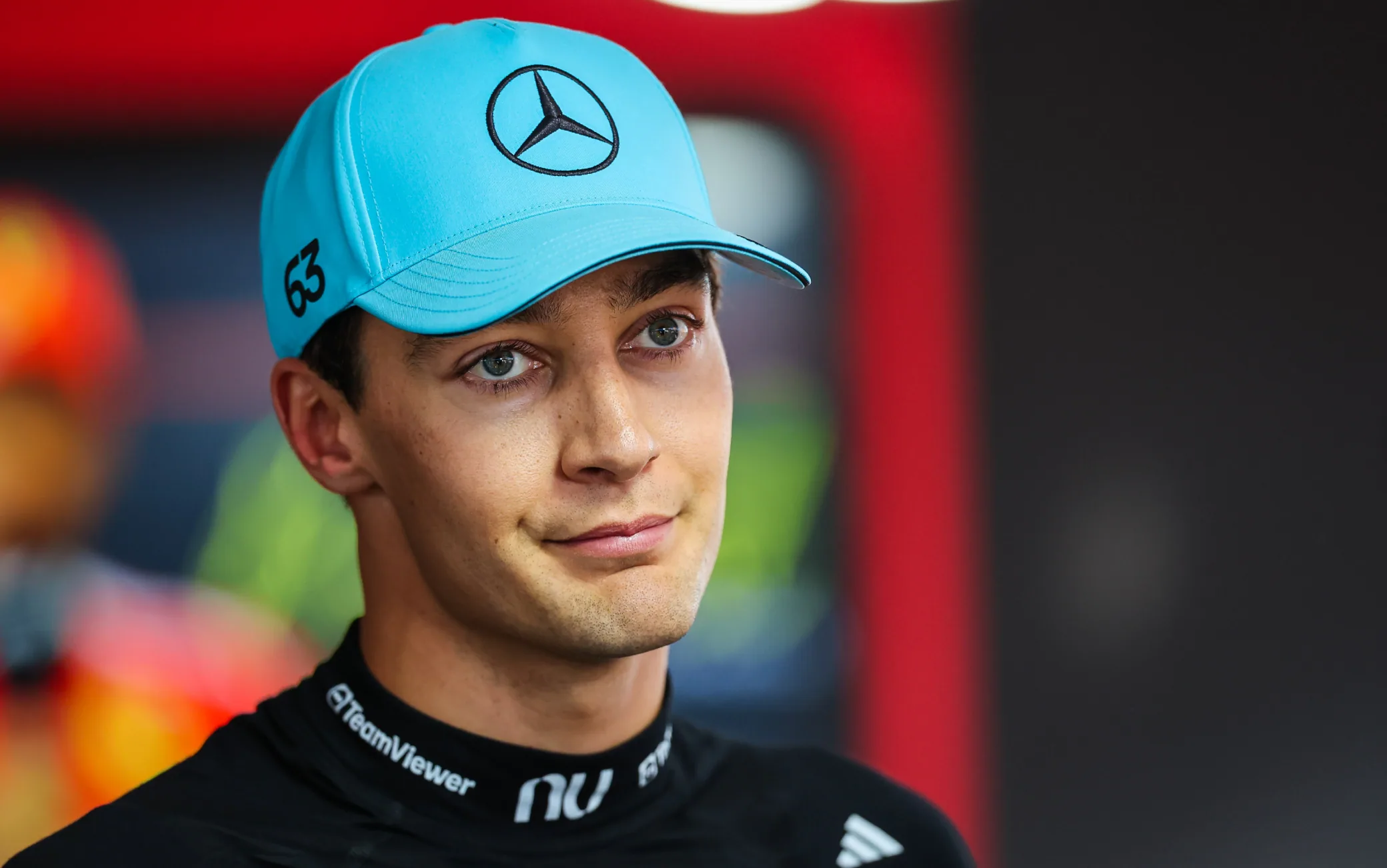 F1, Russell partirà dal fondo a Singapore: penalità per cambio motore