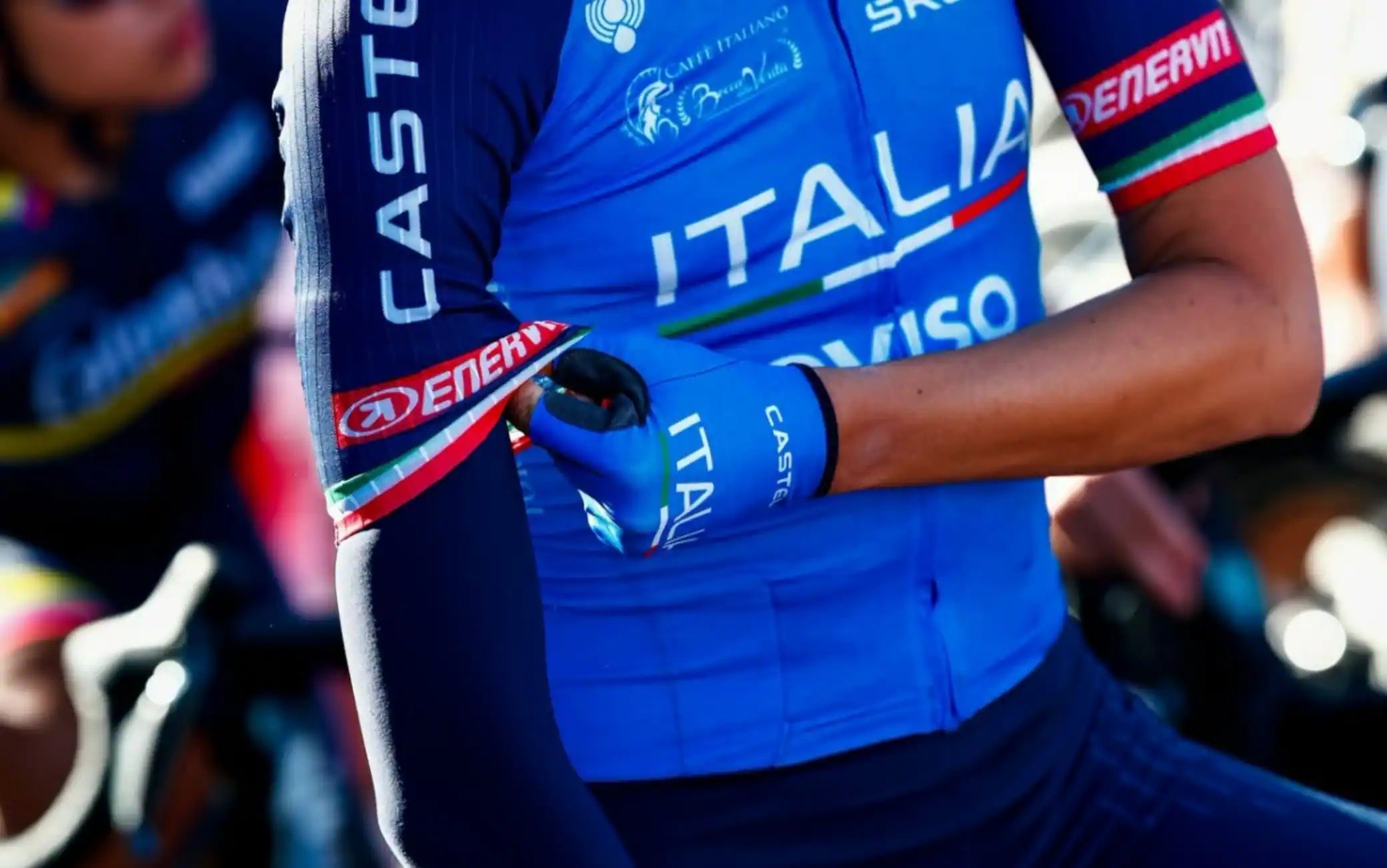 Mondiali, le nazionali azzurre con il lutto per onorare Nicolò e le vittime della strada