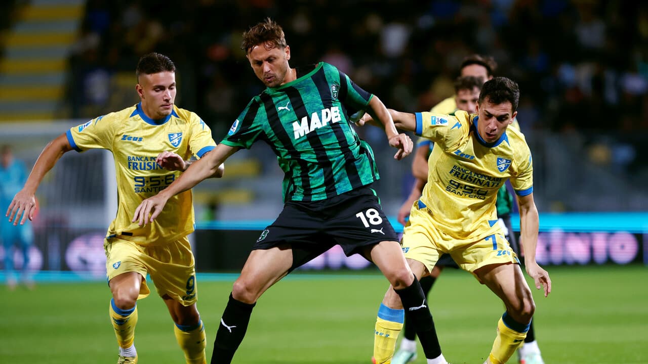 Serie A: Sassuolo-Fiorentina in campo lunedì alle 18.30 DIRETTA