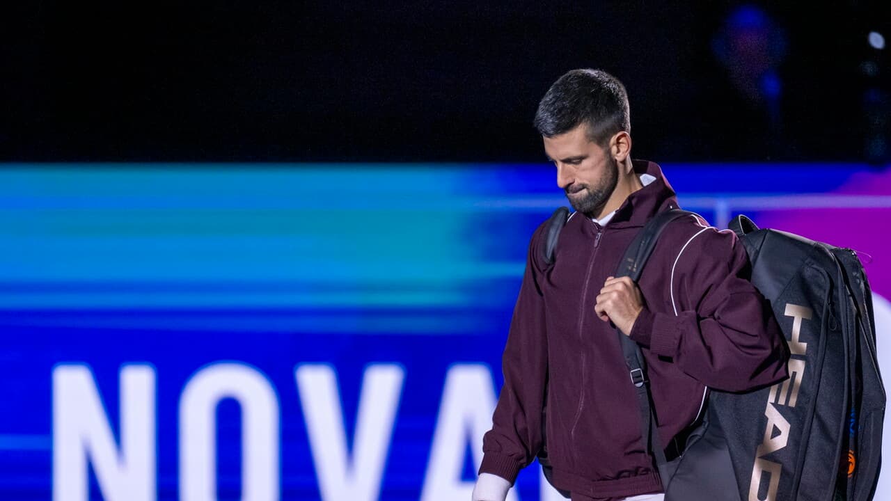 Tennis: Djokovic esce a Basilea e perde punti per le Atp Finals di Torino