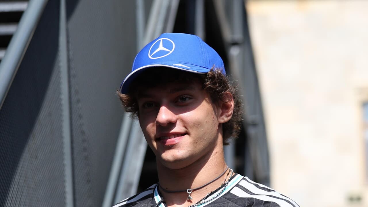 Mercedes, "lieve indisposizione per Antonelli, niente media day" in Messico