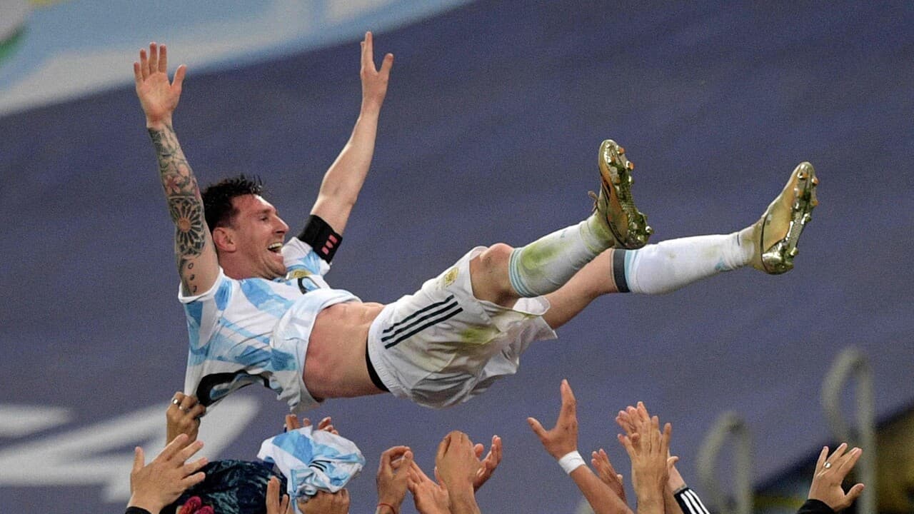 Don't cry per Leo, da Pulce a gigante l'addio di Messi all'Argentina