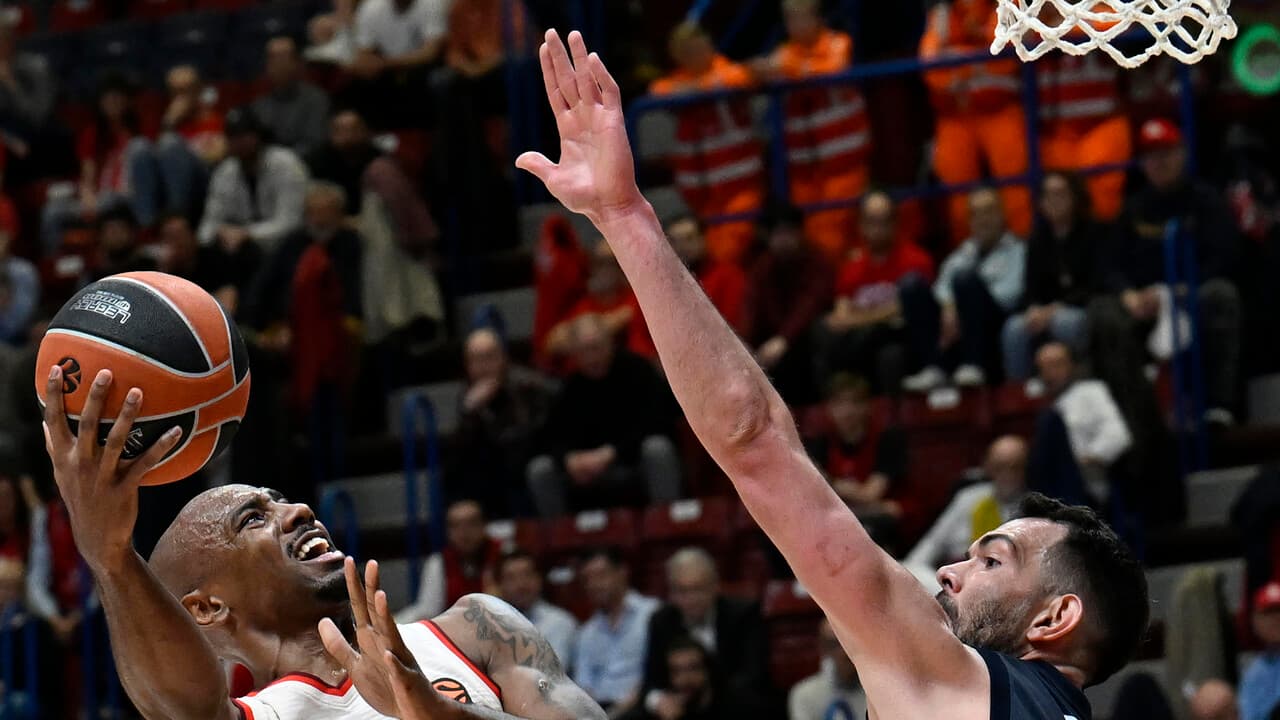 Basket: tutti a caccia dell'Armani cannibale, con un occhio a Nba Europe