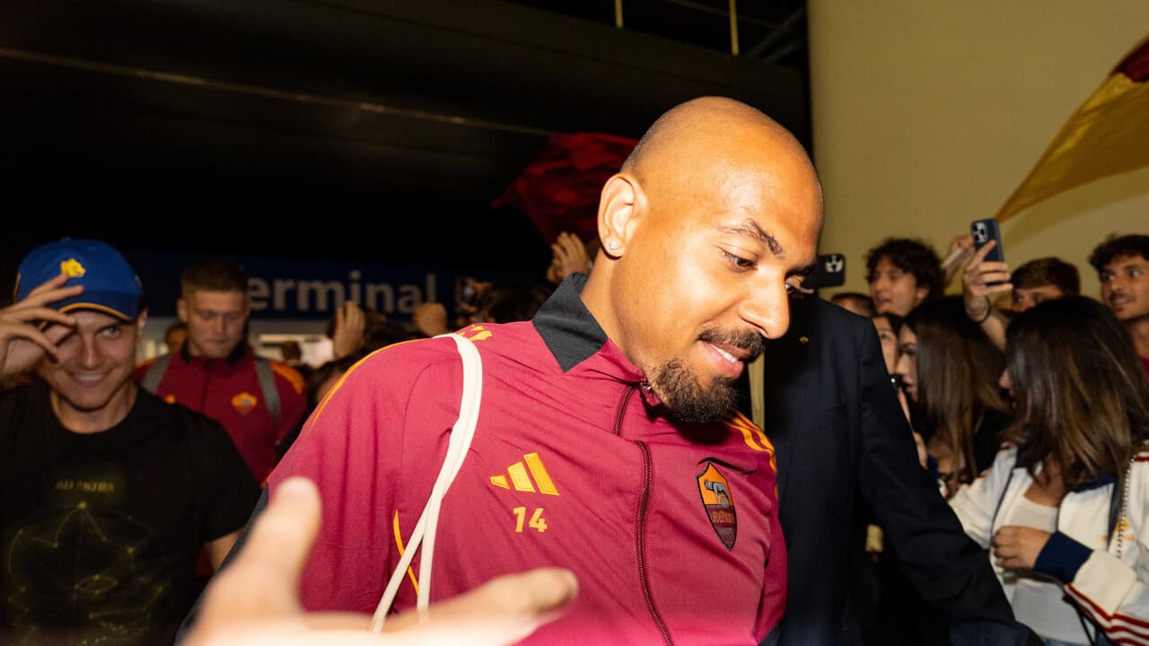 La Roma torna a Trigoria, rientra Malen dopo il Mondiale