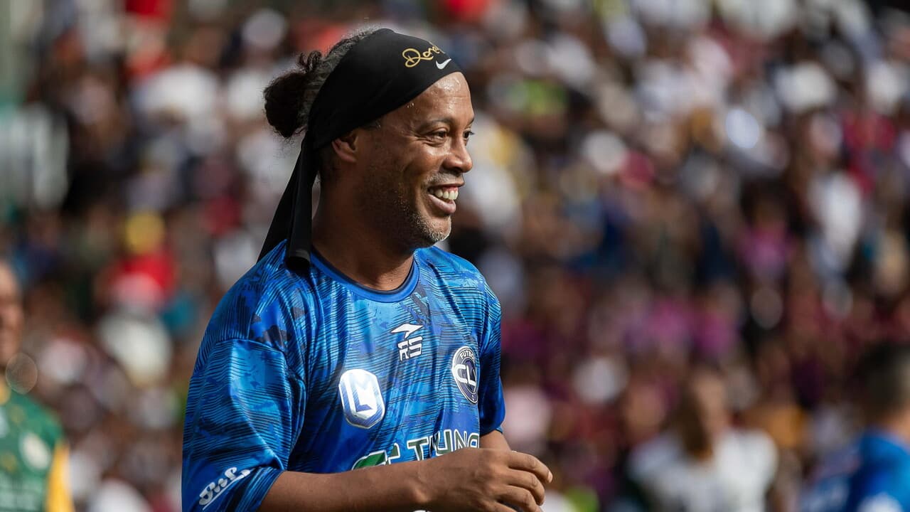 Ronaldinho a 46 anni riparte dal Ravenna, porterò entusiasmo e spettacolo