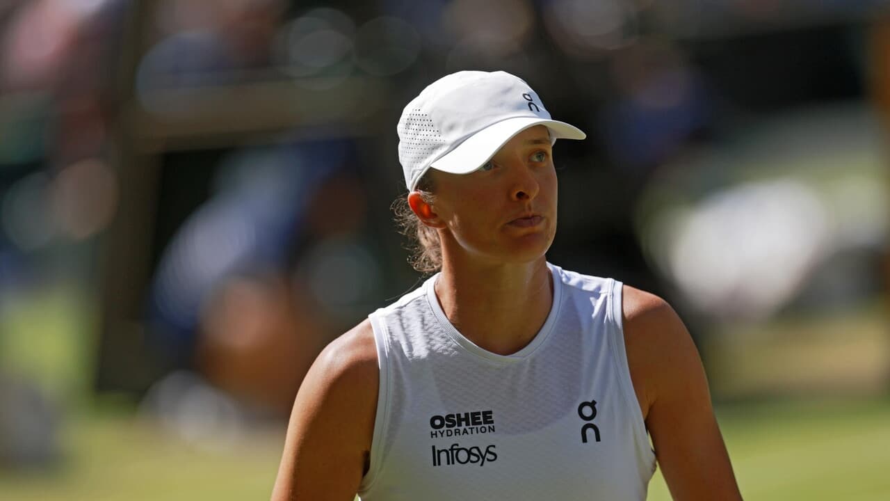 Tennis: Rybakina si infortuna, Swiatek in semifinale a Cincinnati