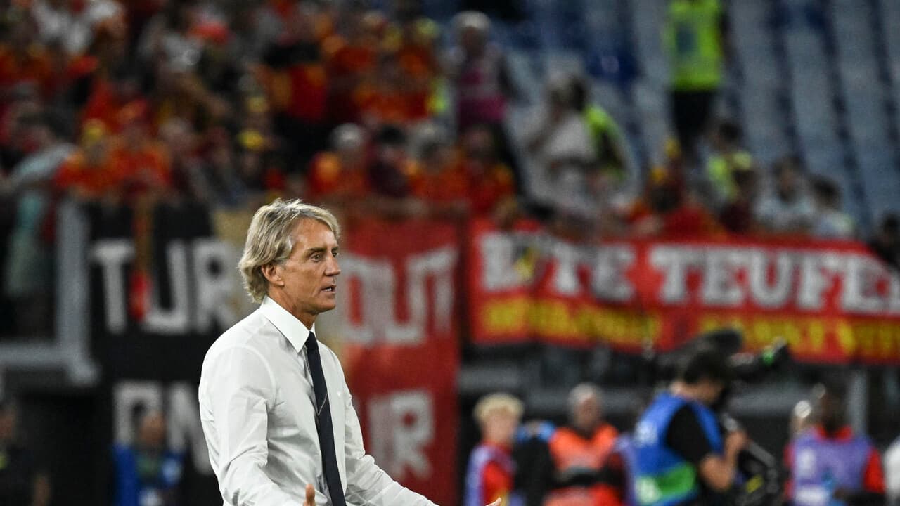 Mancini, 'il tempo non è un nemico, nessuno deve essere massacrato'