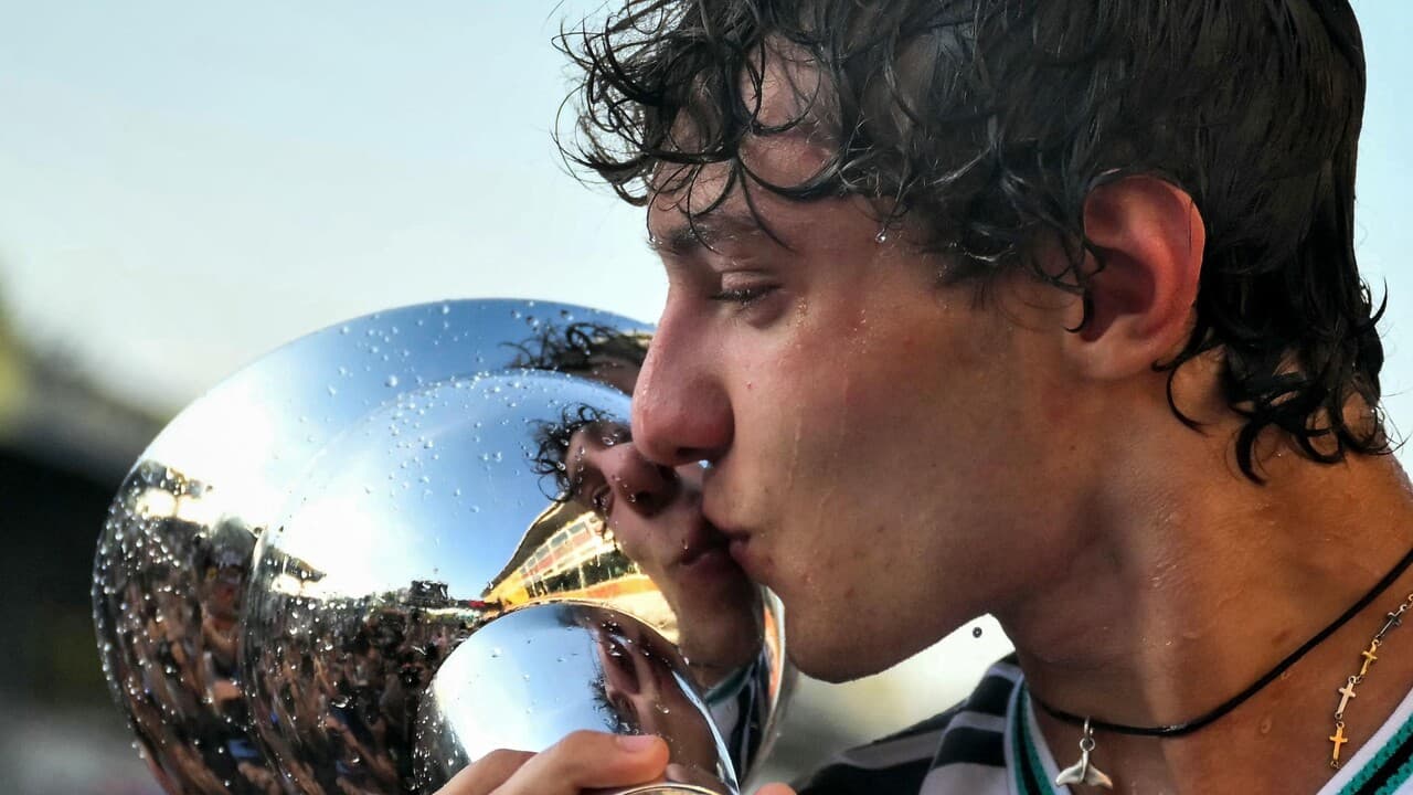 F1: Antonelli nella storia, parte dal fondo e vince a Monza: 'Un sogno che si realizza'