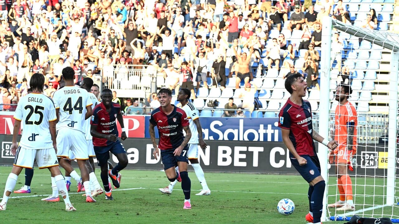 Serie A: Maldini di testa regala al Cagliari 3 punti, Lecce battuto 1-0